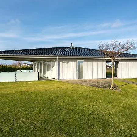 Luxury Near - Three-bedroom * Nedre Lysabild
